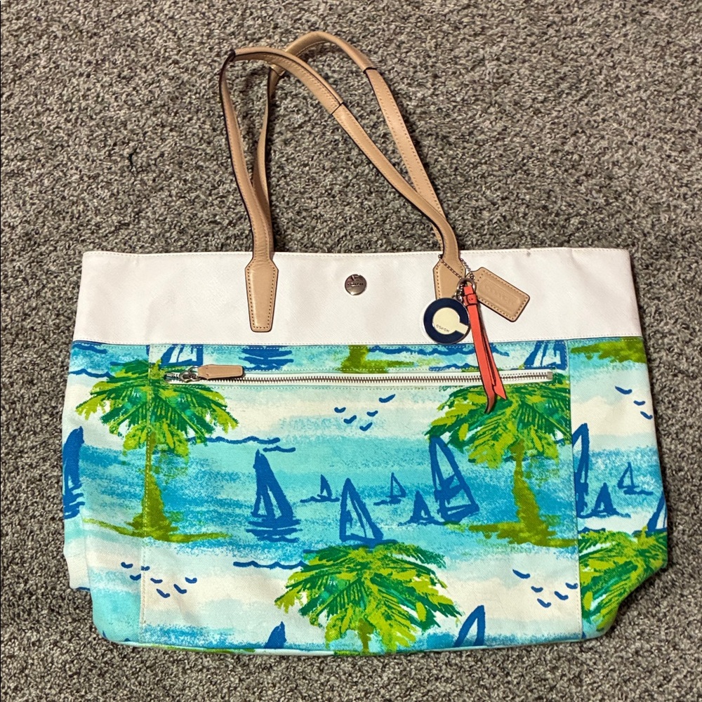 🚚 Ships FREE - Coach Tropical Blue/Green Palm Tree Resort Travel Tote Bag RARE